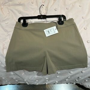 Theory clean line shorts